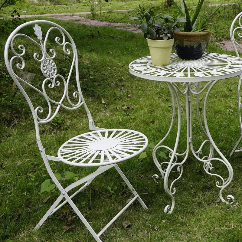 Tavolo e Sedie in Ferro Stile  - Outdoor Furniture Iron recensione e prezzo